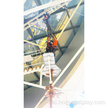 bungee jumping dalam ruangan yang mendebarkan